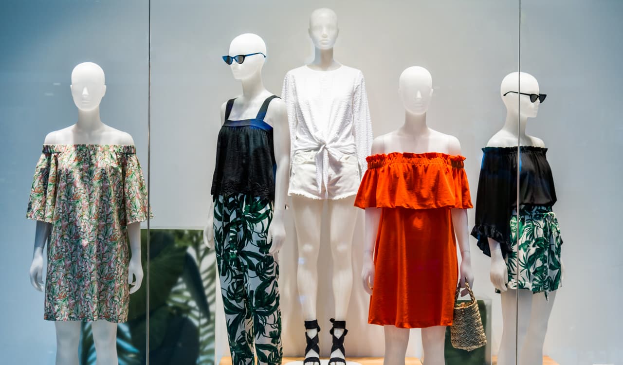 Hablemos de las prendas necesarias para estar en tendencia, no solo en esta época sino el resto de año.