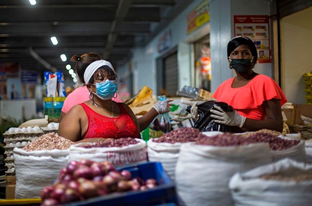 <b>3.</b> 
<b>República Dominicana.</b> La isla recibió $8,300 millones en 2020. Aunque en mayo de ese año los envíos tuvieron una caída considerable de 10%, para marzo de 2020 subieron 40%.