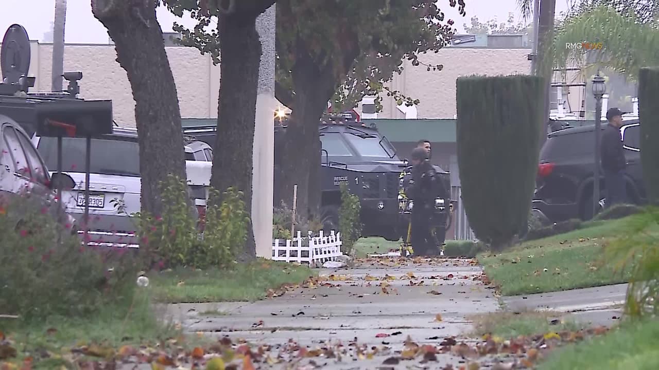 Oficiales de la Policía de Ontario entraron a la residencia poco después de las 8 a.m.