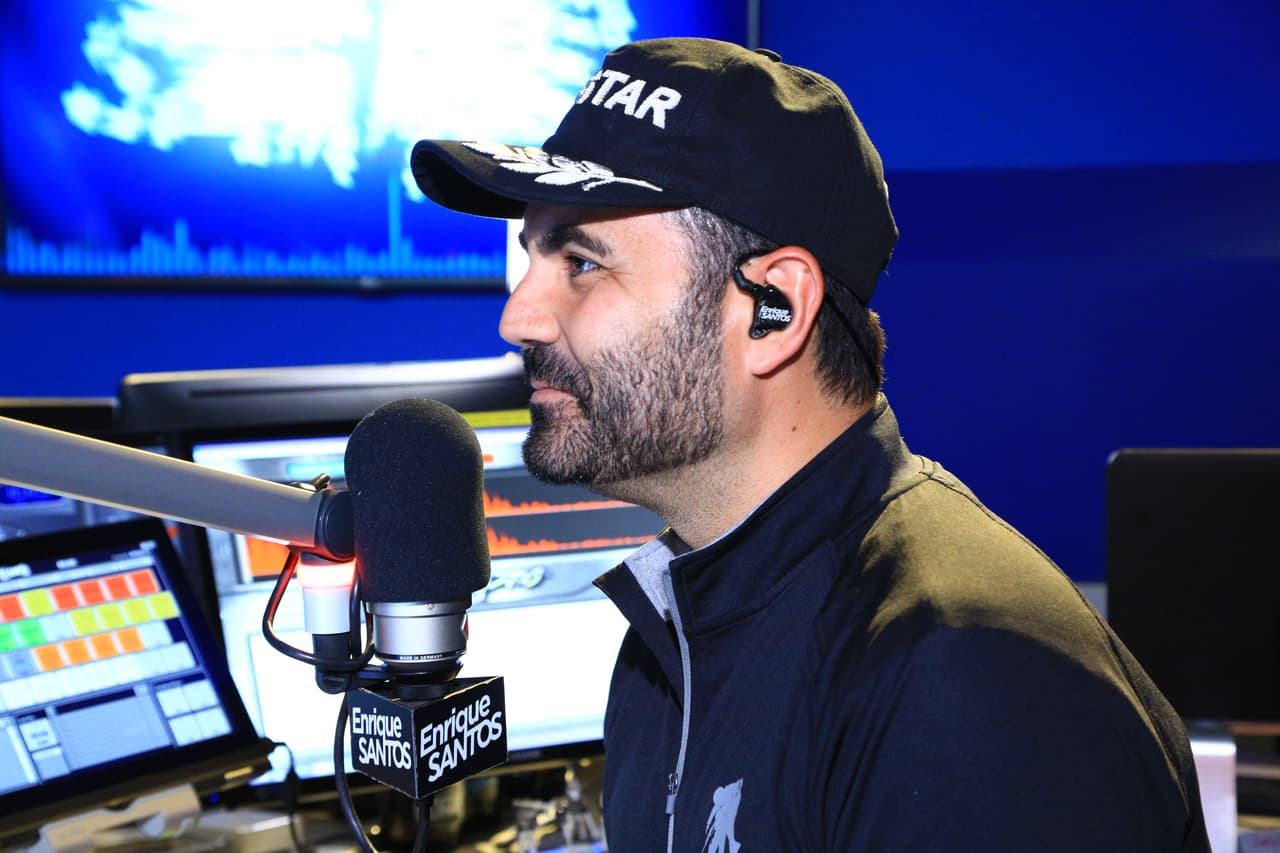 Después de 7 años ausentes de los escenerios, Los Orishas regresan a presentarse en Miami, pero primero no podía faltar una visita al Enrique Santos Show.