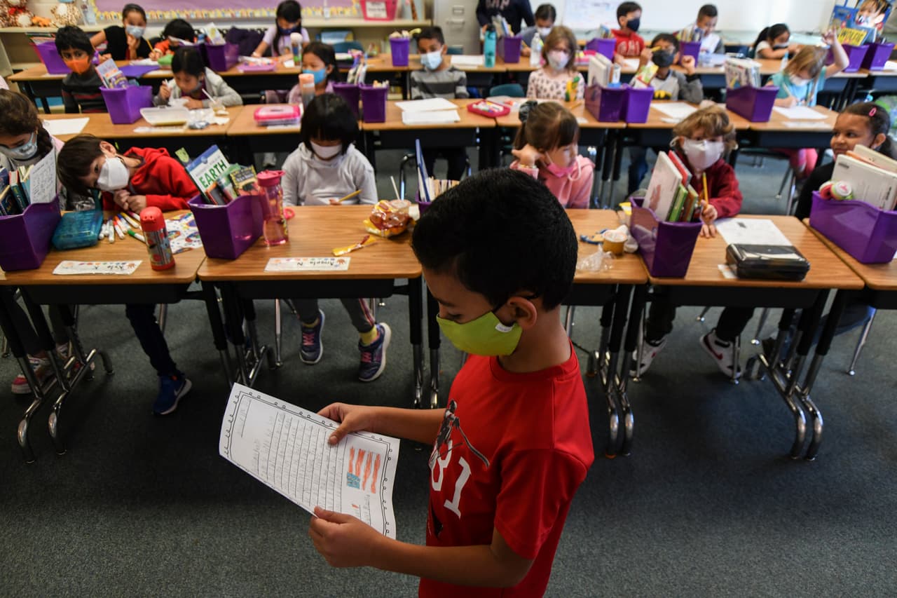 No, la pandemia no ha terminado: escuela chárter en Los Ángeles cierra tras nuevo brote entre estudiantes