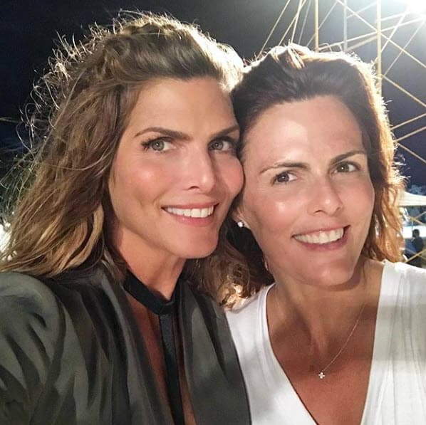 Rosa María tiene 49 años y su carácter es muy parecido al de la modelo, a las dos les gustan los deportes extremos.