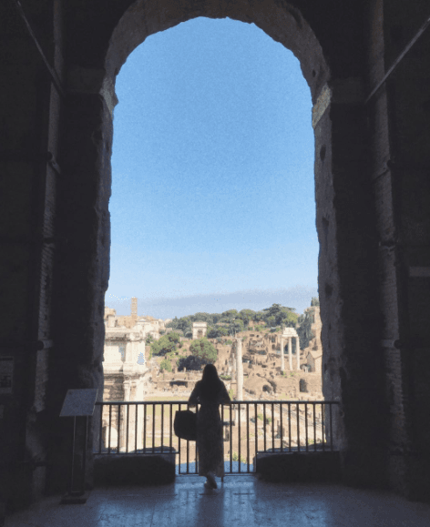 Además, esta pareja de talentosos también ha declarado que les fascina viajar y qué mejor que hacerlo juntos.