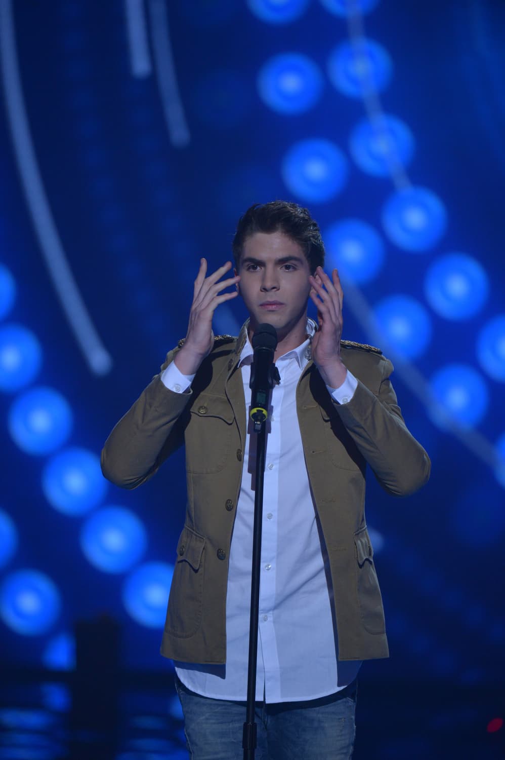 Una noche llena de emociones y muchos nervios. Los doce chicos dieron lo mejor de sí en esta primera gala en directo. Dinos cuál es tu favorito.