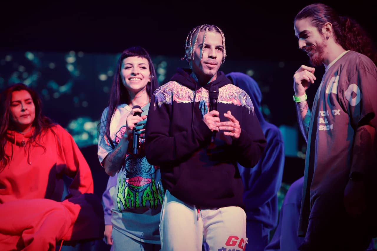 Aunque el suyo fue uno de los ensayos más prolongados, al final Cazzu y Rauw Alejandro se marcharon dejando una buena energía a su paso.