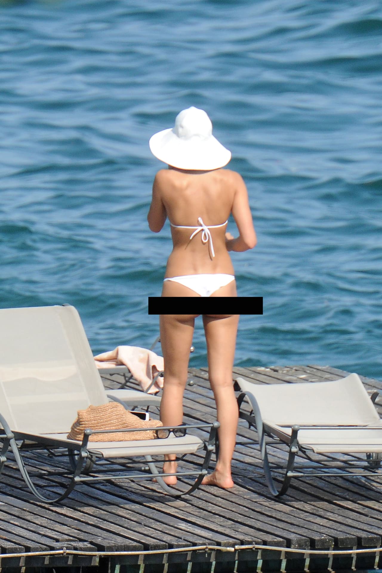 Esta mujer es bella por donde la examinen, ¿no les parece?