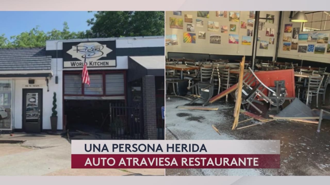Conductora confunde freno del auto con acelerador y destroza restaurante