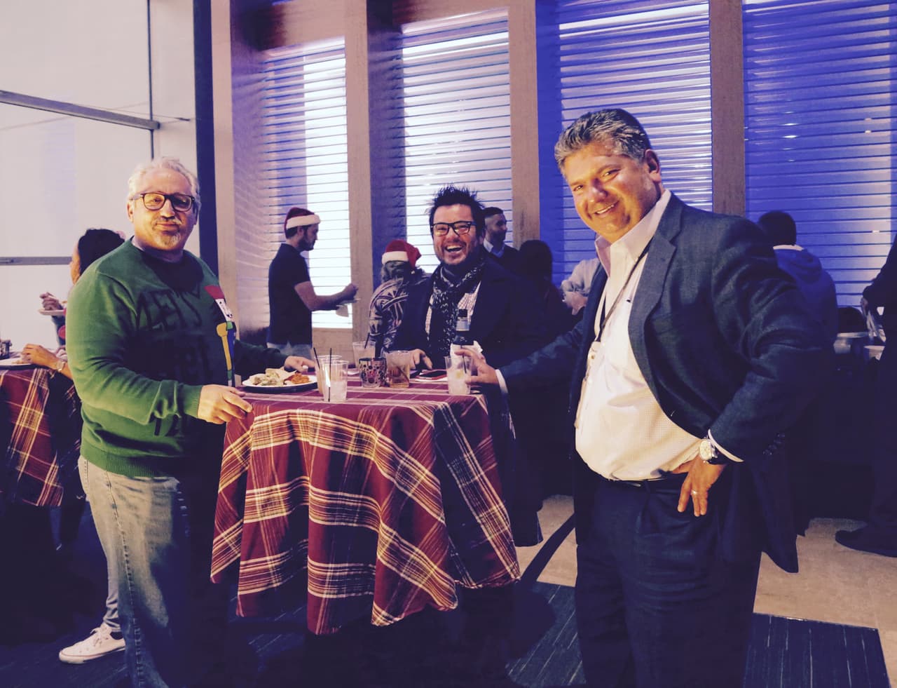 ¡Univision 34, K-LOVE, Más Variedad y LA 101.9 se unieron para celebrar un año más de ser la cadena #1 para todos nuestros hispanohablantes en Los Angeles!