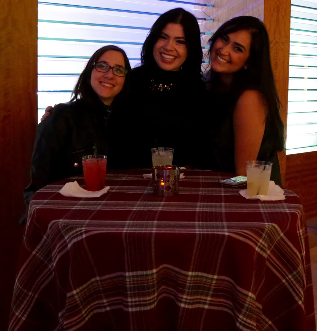 ¡Univision 34, K-LOVE, Más Variedad y LA 101.9 se unieron para celebrar un año más de ser la cadena #1 para todos nuestros hispanohablantes en Los Angeles!