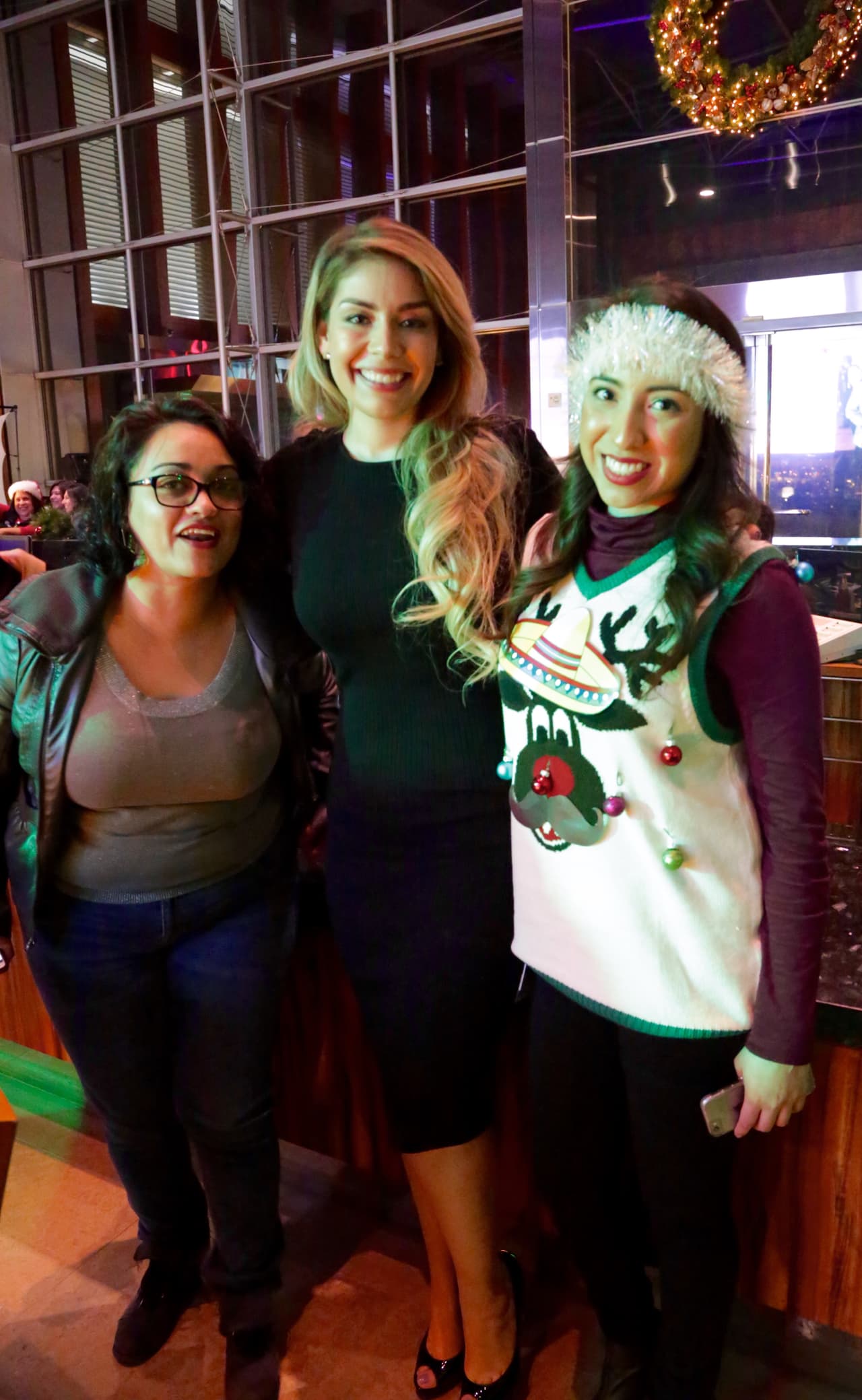 ¡Univision 34, K-LOVE, Más Variedad y LA 101.9 se unieron para celebrar un año más de ser la cadena #1 para todos nuestros hispanohablantes en Los Angeles!