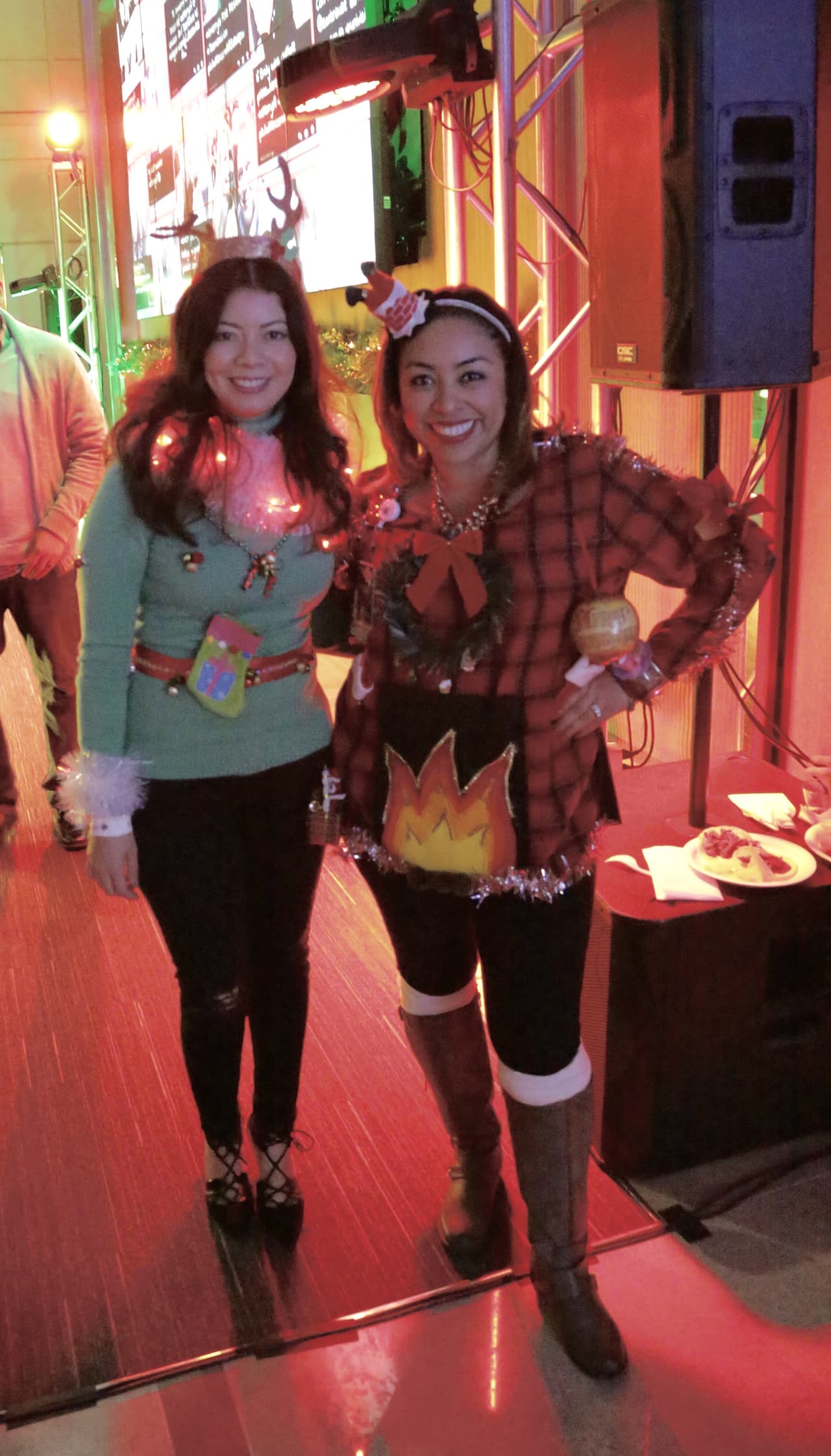 ¡Univision 34, K-LOVE, Más Variedad y LA 101.9 se unieron para celebrar un año más de ser la cadena #1 para todos nuestros hispanohablantes en Los Angeles!