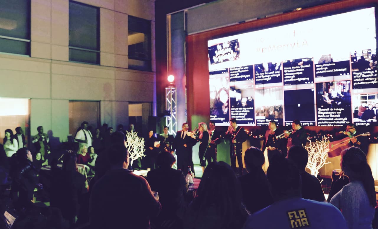 ¡Univision 34, K-LOVE, Más Variedad y LA 101.9 se unieron para celebrar un año más de ser la cadena #1 para todos nuestros hispanohablantes en Los Angeles!