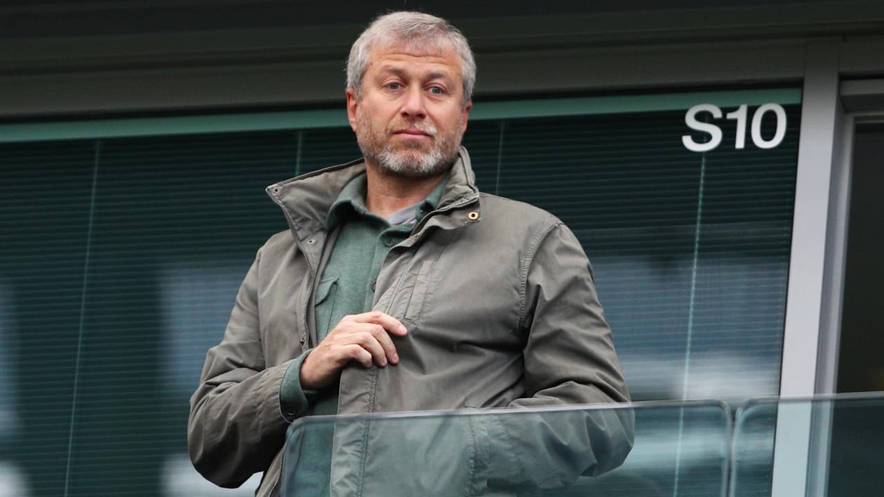  Roman Abramovich entrega control del Chelsea a la fundación del club