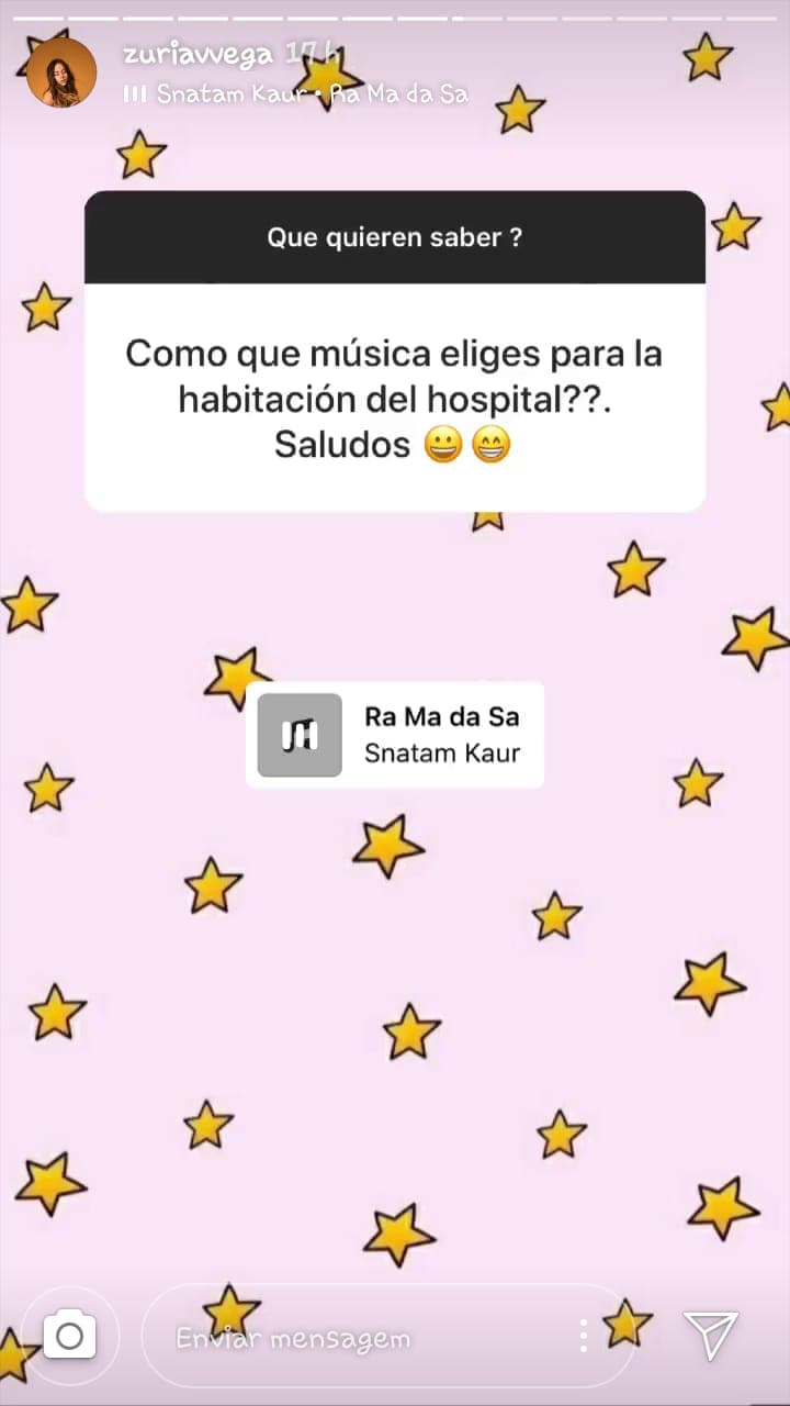 En este sentido, Zuria Vega también hizo del dominio público 
<b><a href="https://www.univision.com/famosos/zuria-vega-celebra-ceremonia-especial-por-la-proxima-llegada-de-su-bebe-y-se-tatua-la-pancita-fotos">la música con la que podría recibir a su hijo Luka</a></b> en el hospital.