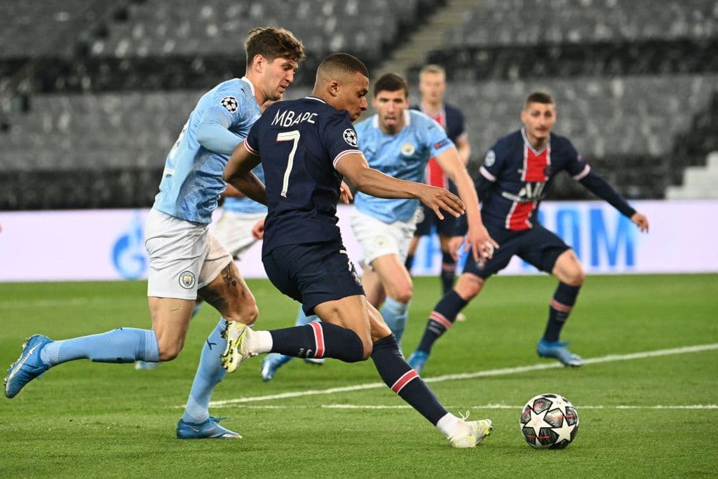Kevin De Bruyne y Riyad Mahrez aprovechan los errores del PSG para darle la vuelta al marcador 1-2 y se acercan a la primer final de UEFA Champions League de su historia.