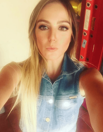 Actualmente es imagen de distintas marcas de ropa.