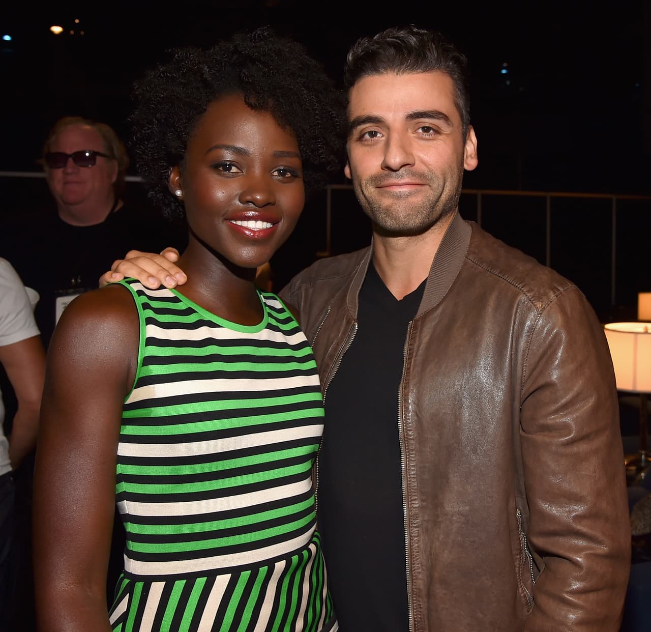 Junto a Lupita Nyong'o, su coestrella en 'Star Wars: The Force Awakens'.