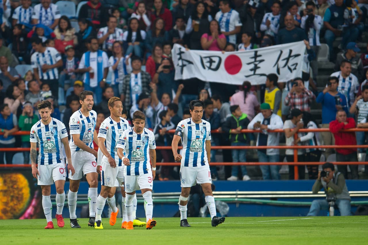 El gol llegó tras una asistencia genial de Honda que dejó a Aguirre solo frente a Jonathan Orozco.