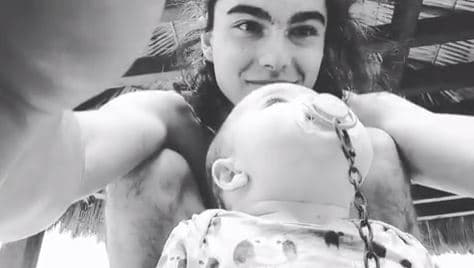 Natalia aseguró que tanto Sergio Mayer como Bárbara Mori, los padres del joven, están enterados y no se oponen a su postura. “La familia me apoya, dicen que yo tengo que hacer lo que es necesario para que mi hija tenga las cosas y que esteé sana, lo importante es ella. No es que me apoyen que demande a su hijo, pero es lo correcto, es lo que tengo que hacer, entonces vamos a buscar por este lado”, dijo en el programa matutino.