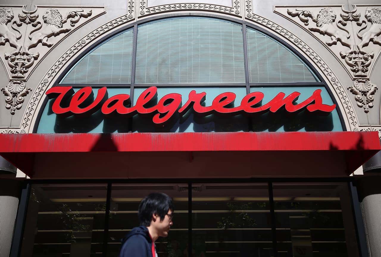 Residente de Illinois demanda a Walgreens por cobrar indebidamente el nuevo impuesto a bebidas azucaradas