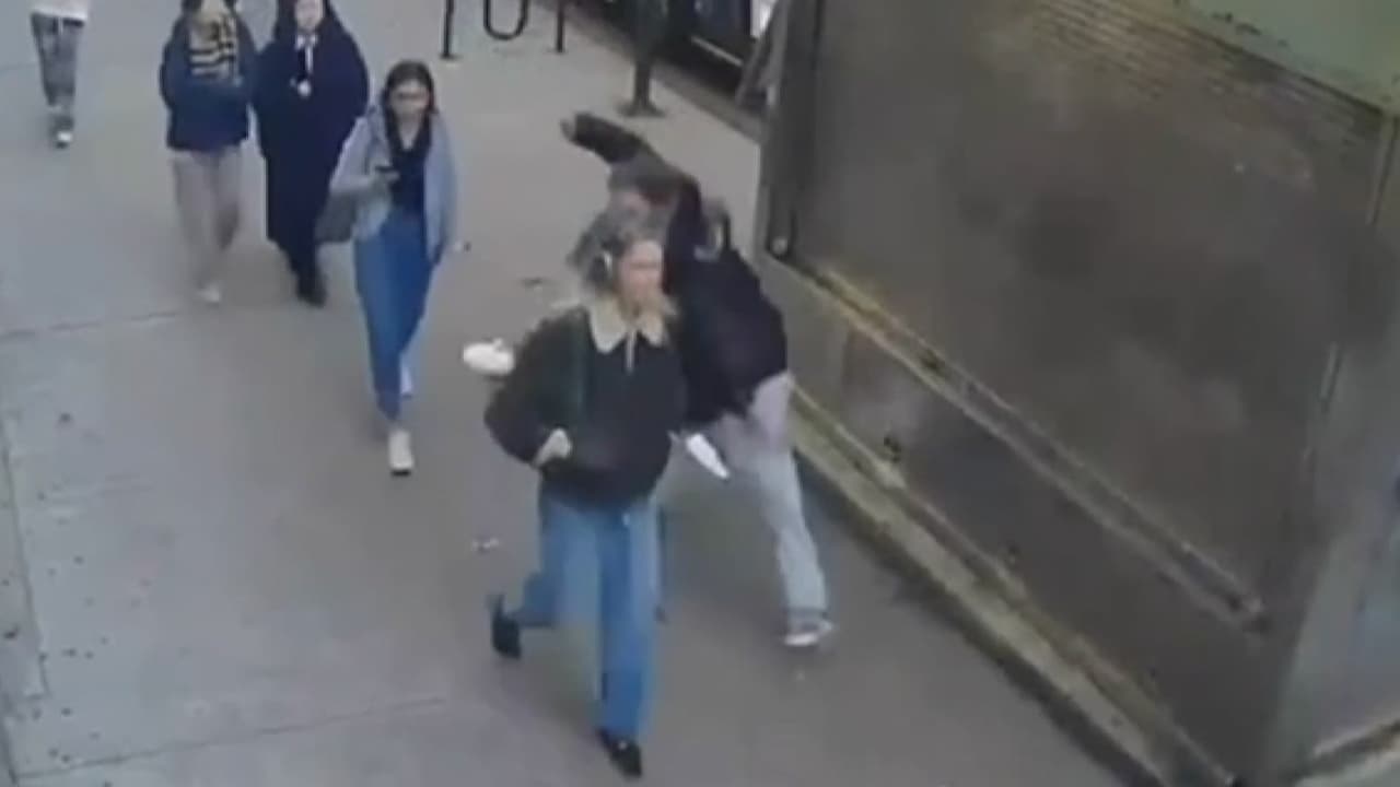 Arrestan a sospechoso de agredir a joven de 20 años en Manhattan