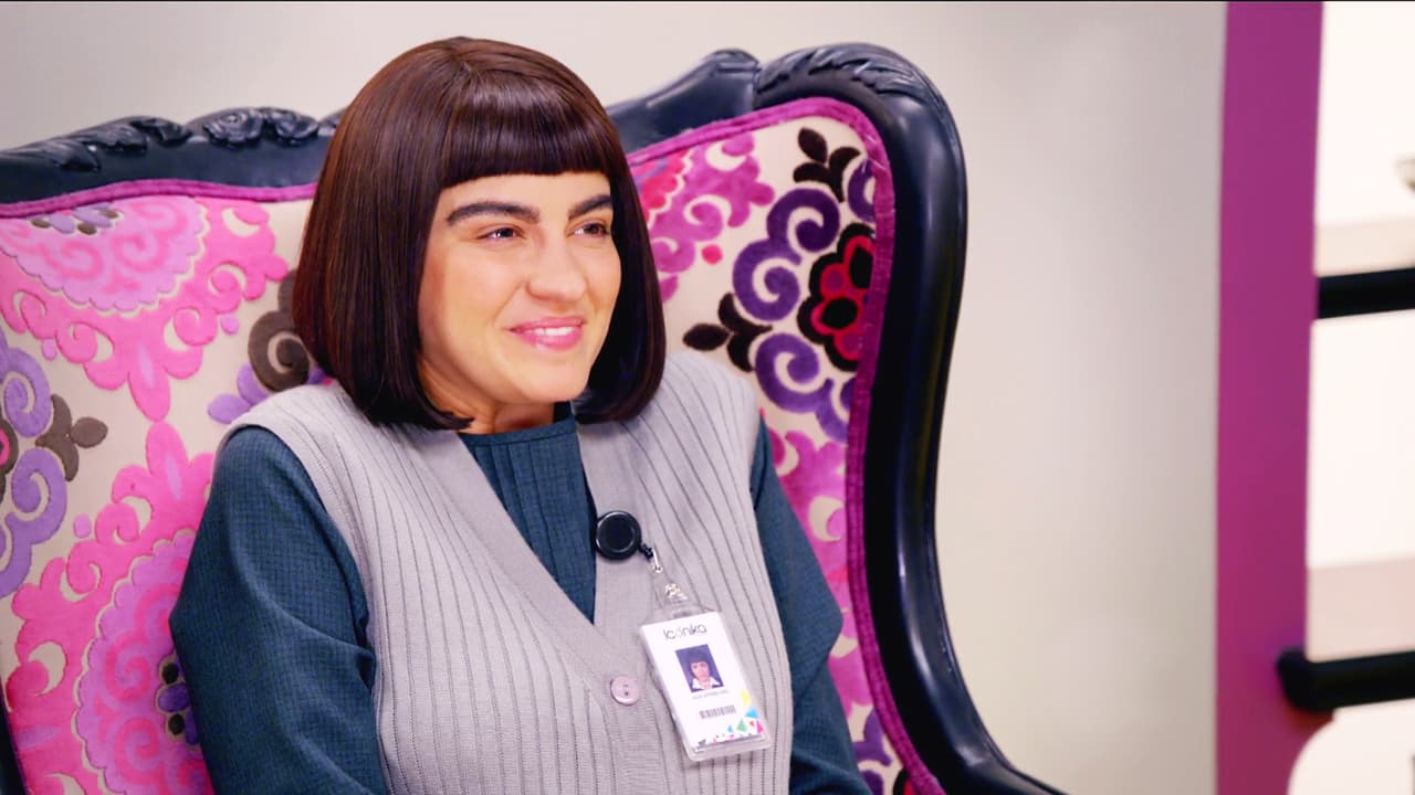 ¡Wow! ¡Estás ocupando su oficina!