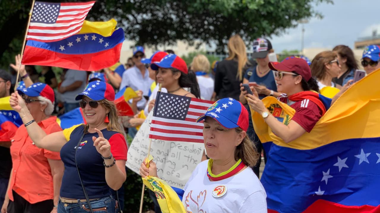 La comunidad tiene la esperanza de que el cambio llegue a Venezuela.