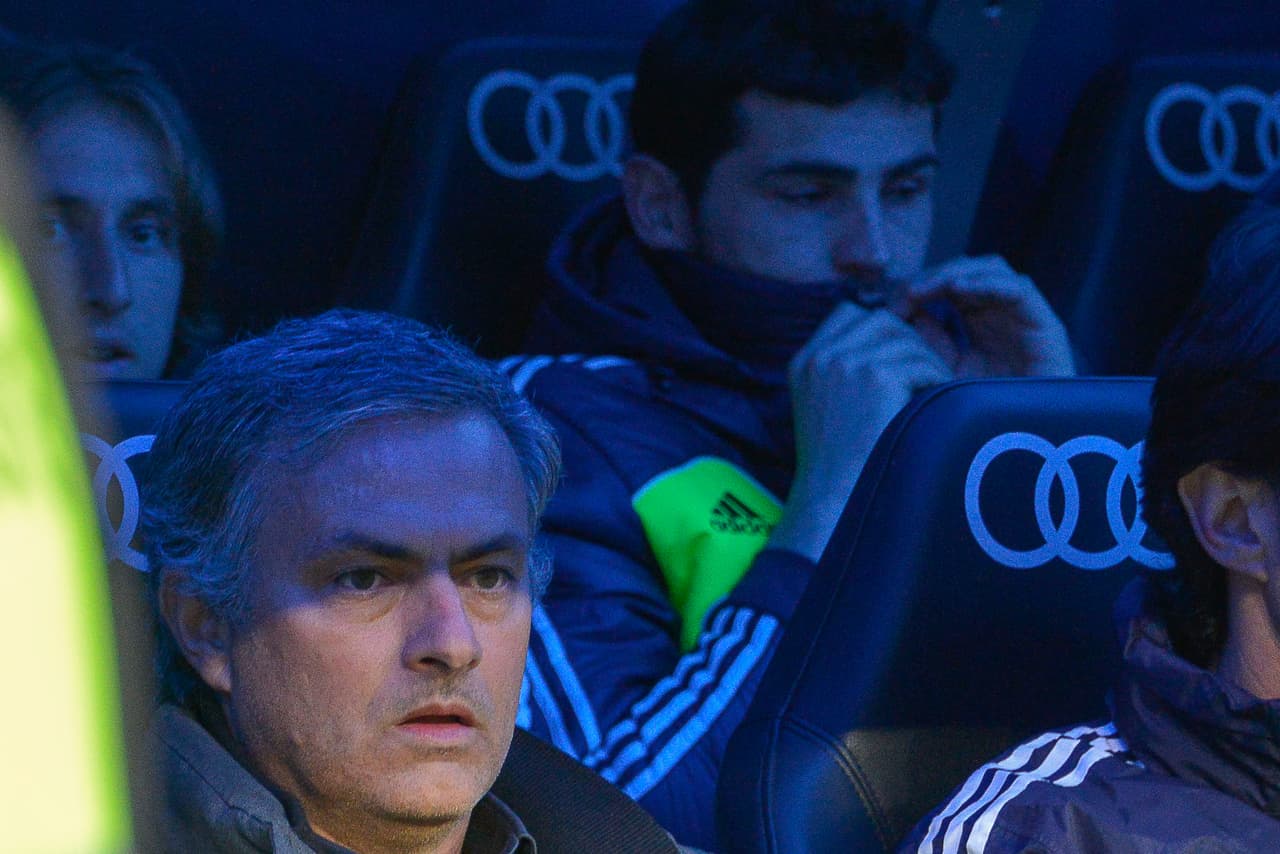 De hecho, mandó al banco al capitán de la selección española y no lo puso más. En el último partido de la Liga, el luso dejó afuera de la convocatoria a Casillas pese a que estaba apto para jugar. No obstante, Iker declaró meses después que no le guarda rencor a Mourinho.