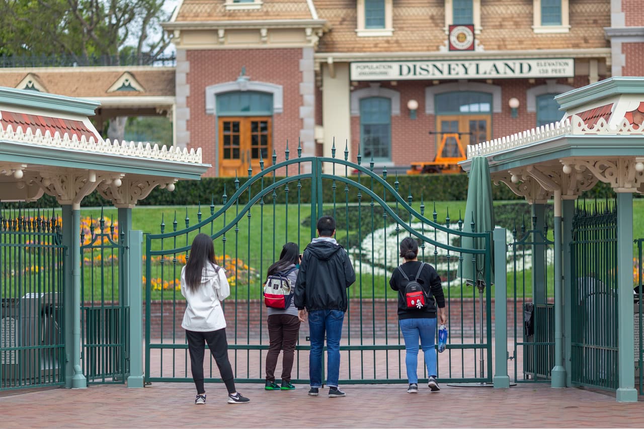 Disney anuncia medidas que afectarán a "empleados no esenciales" de la compañía en medio de crisis por el coronavirus