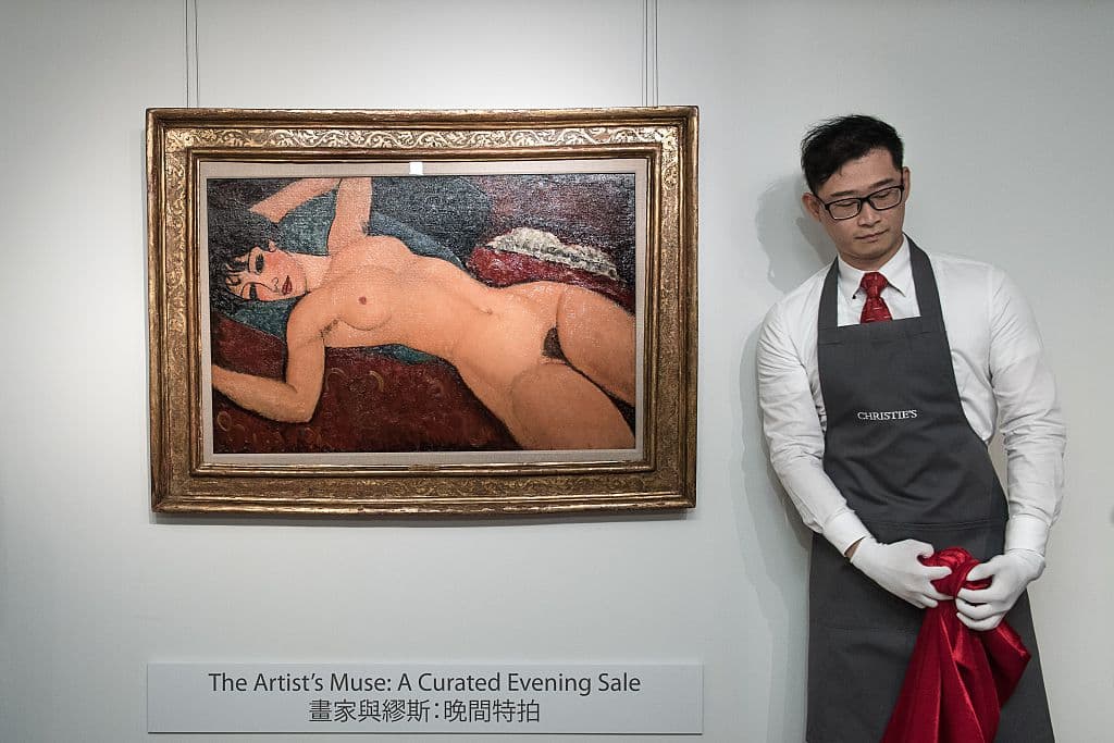 <b>'Desnudo acostado', de Amedeo Modigliani. </b>Esta pintura fue comprada por el empresario chino Liu Yiqian en 2015 por $170 millones. El artista italiano invirtió 11 años en la que es considerada una de sus obras maestras (1917 y 1928).