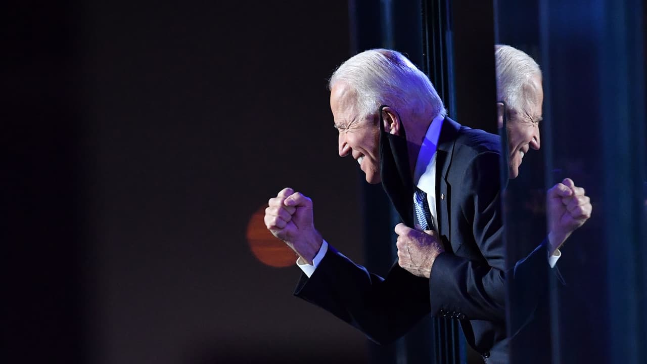 El presidente electo de EEUU, Joe Biden, aseguró que "podemos construir una nación de propósito", dándole una oportunidad a todos de cumplir sus sueños y que nadie sea rezagado. 
<b><a href="https://www.univision.com/noticias/elecciones-en-eeuu-2020/joe-biden-es-el-presidente-electo-de-eeuu-tras-imponerse-en-pennsylvania-y-superar-los-270-votos-electorales">Más información aquí</a></b>.