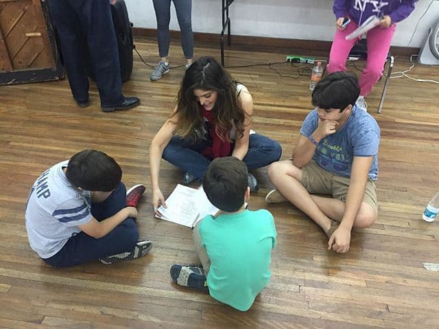 A través de sus redes sociales, Ana Bárbara no duda en compartir con sus seguidores lo feliz que la hacen sus hijos.