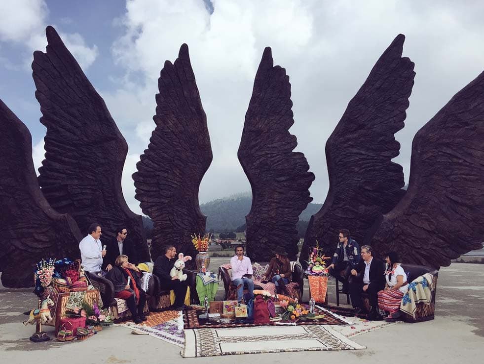El elenco de "Blanca Cheves y sus siete briagos" nos visitó en el último día de locación.