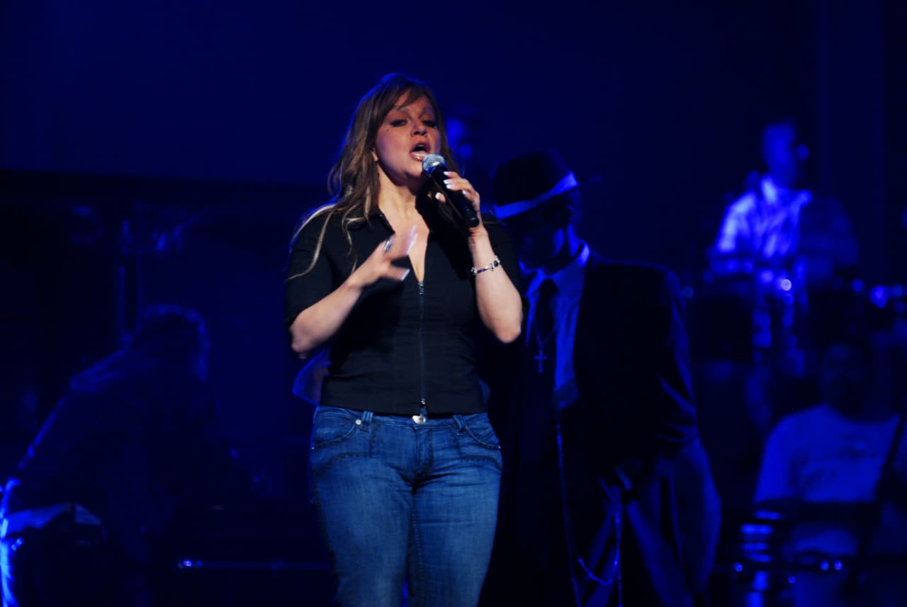 La gran Jenni Rivera durante los ensayos para su participación en el evento.