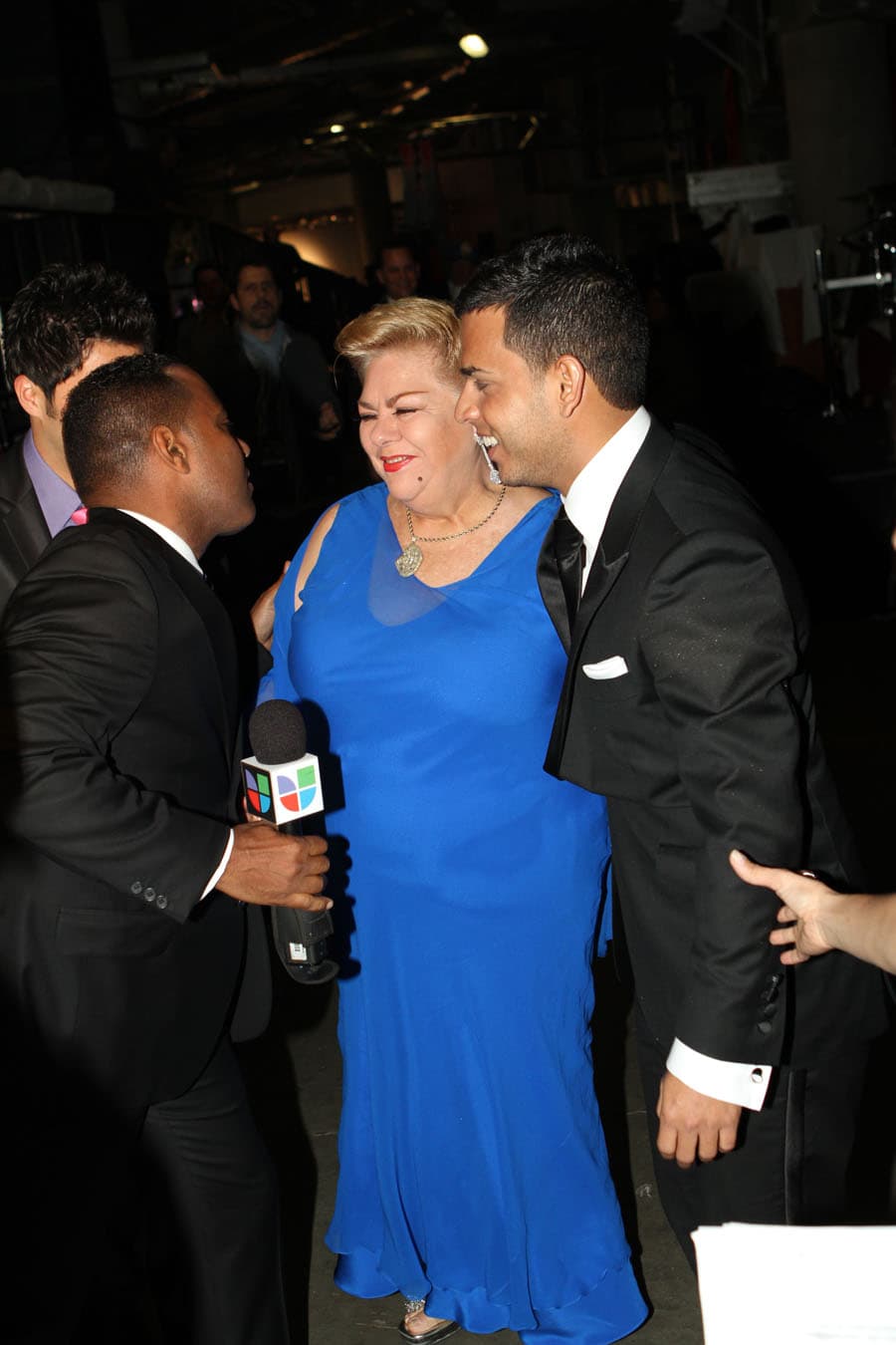 Paquita muy bien acompañada ¿Quién la viera?