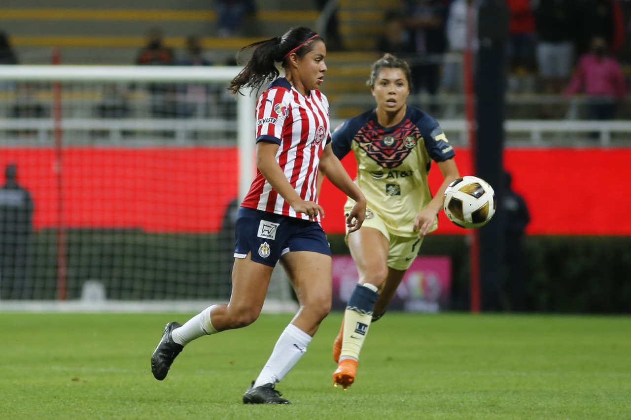 during the game Guadalajara vs America, corresponding to Quarterfinal second leg round match of Torneo Apertura Grita Mexico A21 of the Liga BBVA MX Femenil, at Akron Stadium, on December 06, 2021. 
<br>
<br> durante el partido Guadalajara vs America, correspondiente al partido de vuelta de Cuartos de Final del Torneo Apertura Grita Mexico A21 de la Liga BBVA MX Femenil, en el Estadio Akron, el 06 de diciembre de 2021.
