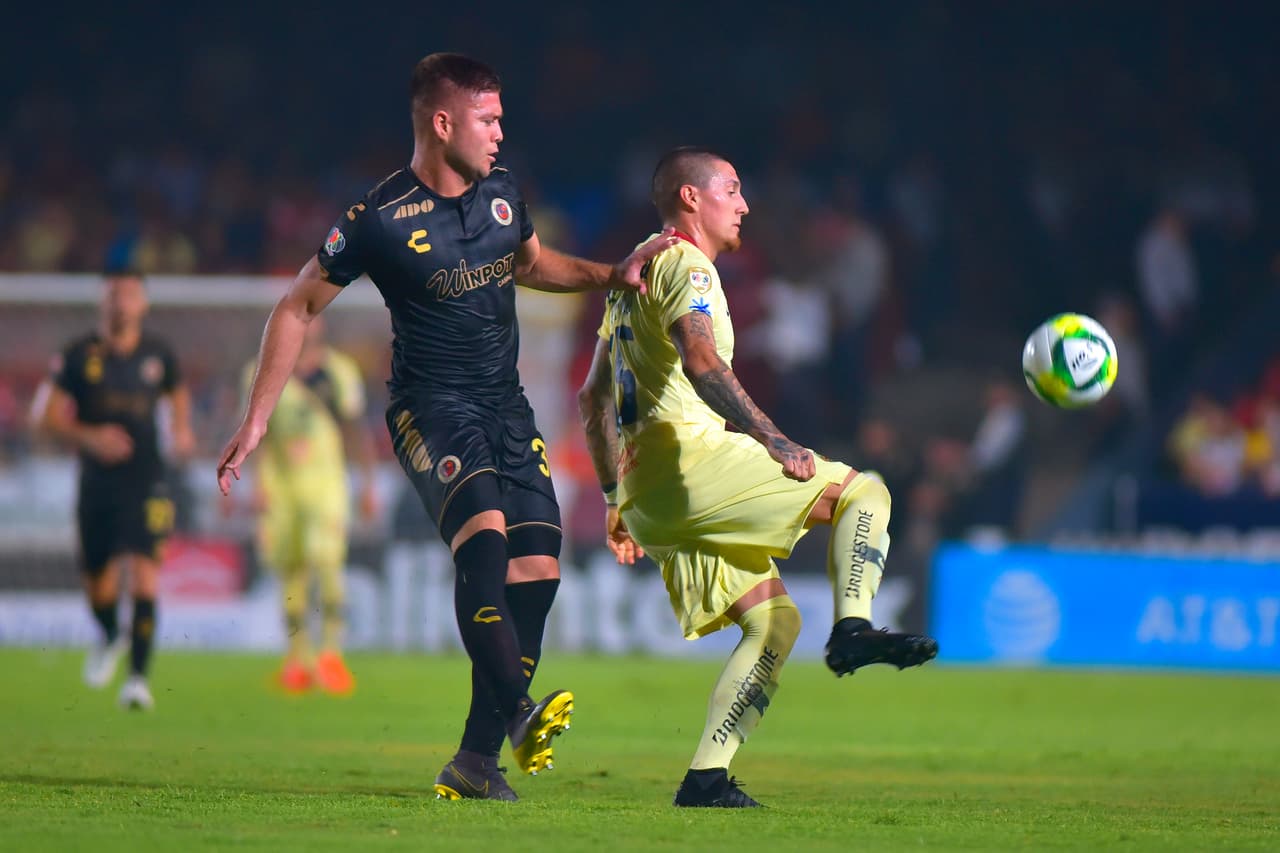 Los azulcremas no se conformaron con una anotación y fueron en busca de otro tanto.