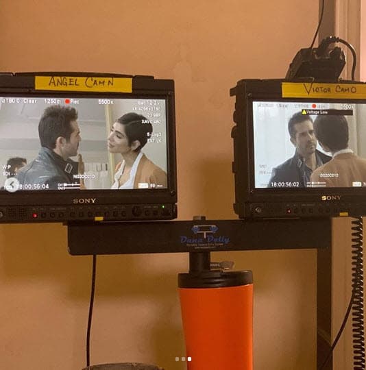 Compartió la publicación de su compañero y le añadió otras imágenes donde se distingue que la pareja grabó una intensa escena.