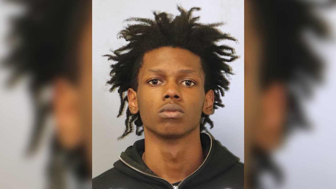 Ofrecen hasta $10,000 por localizar adolescente "armado y peligroso", sospechoso de asesinato en Florida