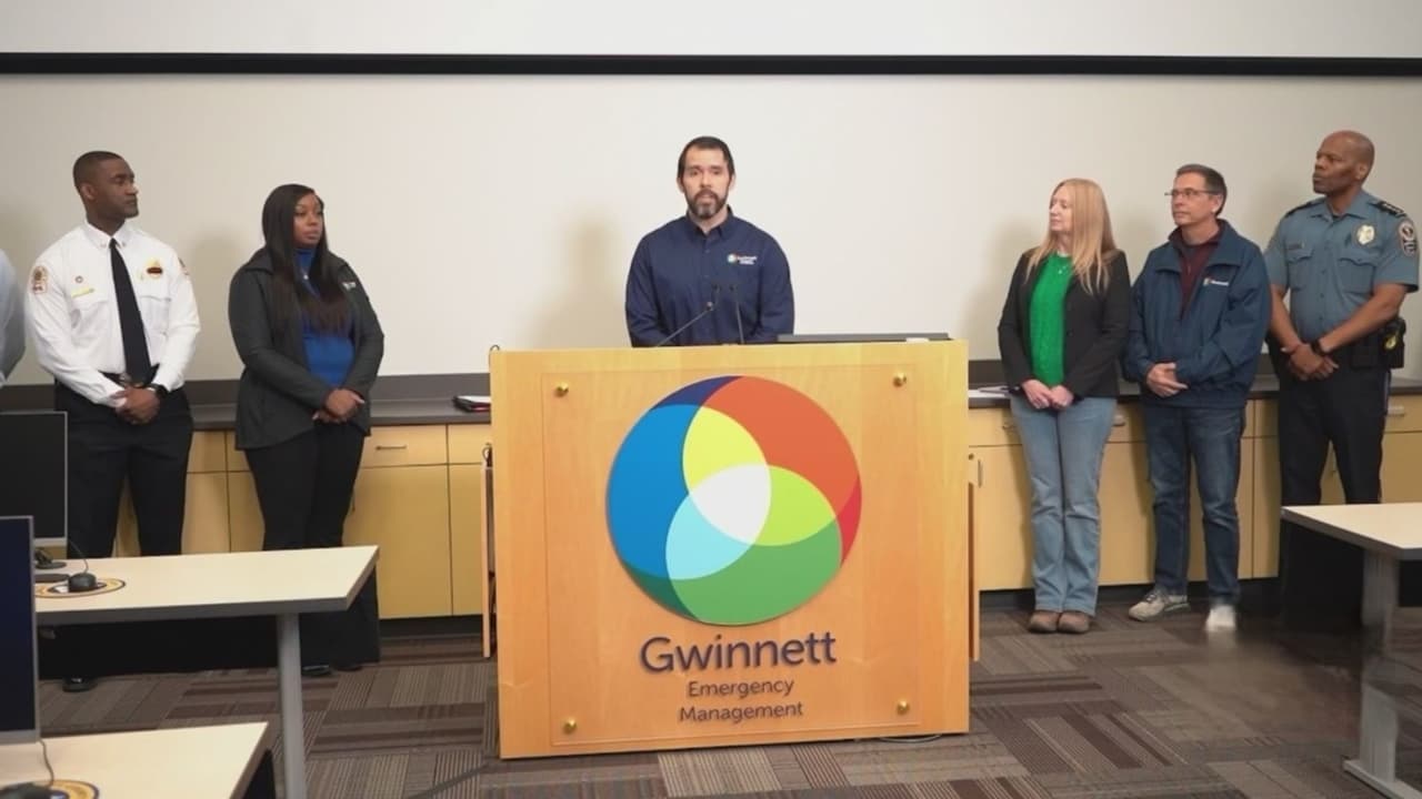 Activan plan de emergencia en Gwinnett ante tormenta invernal que afectará el norte de Georgia
