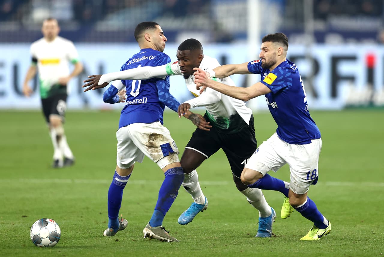 Suat Serdar (48’) y Michael Gregoritsch (58’) anotaron los goles para la victoria de los locales.