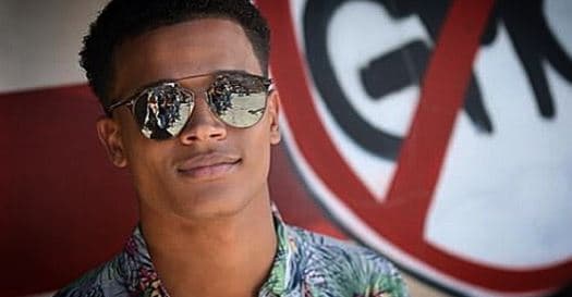 Christian no sólo ha sido barbero, también ha trabajado en tiendas de cadena y en construcción.