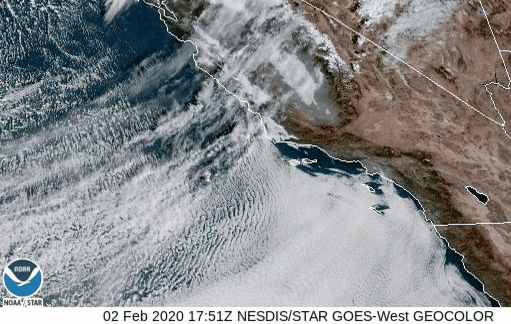 Frente frío trae lluvias, nieve, fuertes vientos y mareas peligrosas al sur de California
