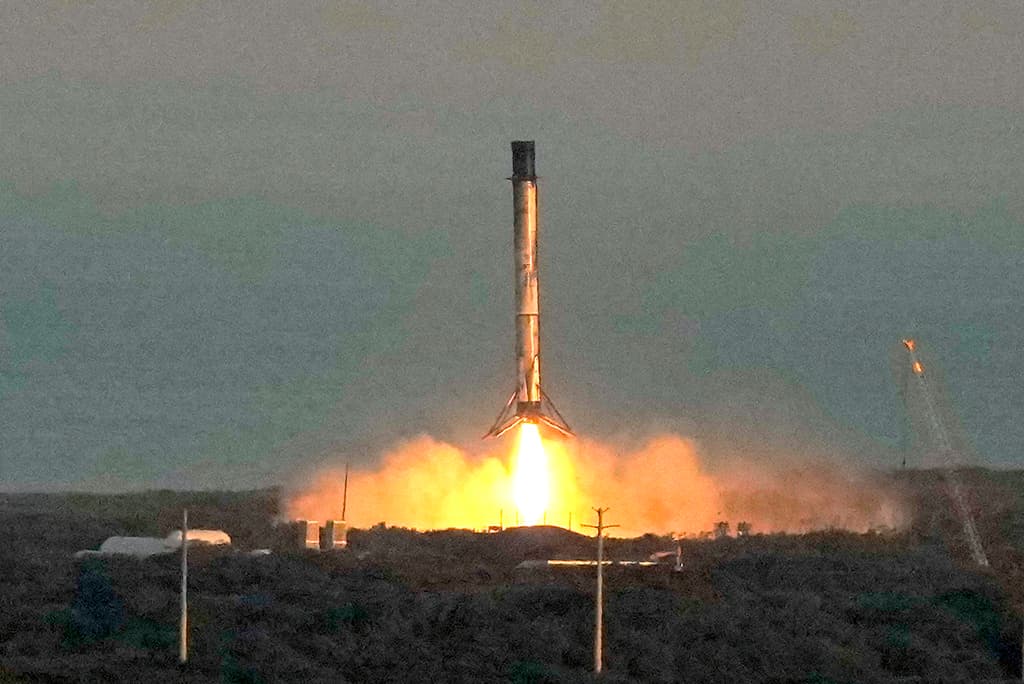 <b>La EEI como plataforma para el futuro: </b> La misión refuerza el papel de la EEI como laboratorio orbital vital para la ciencia, el desarrollo tecnológico y la preparación para futuras misiones del programa Artemis hacia la Luna y más allá.
<br> 
<br>