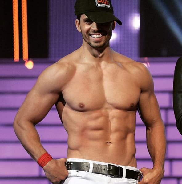 Ellos son los galanes de Tres Veces Ana que te roban el aliento todas las noches con sus actuaciones y sus cuerpos. Ahora dinos ¿cuál es el lavadero que te derrite?