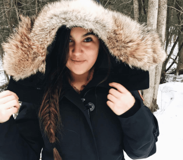 Aún con el divorcio de sus padres, Romina mantiene una excelente relación con ellos.