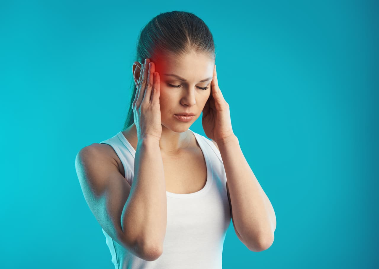 También se pueden presentar síntomas como: dolor de cabeza, depresión, ansiedad y dolores musculares.
<br>