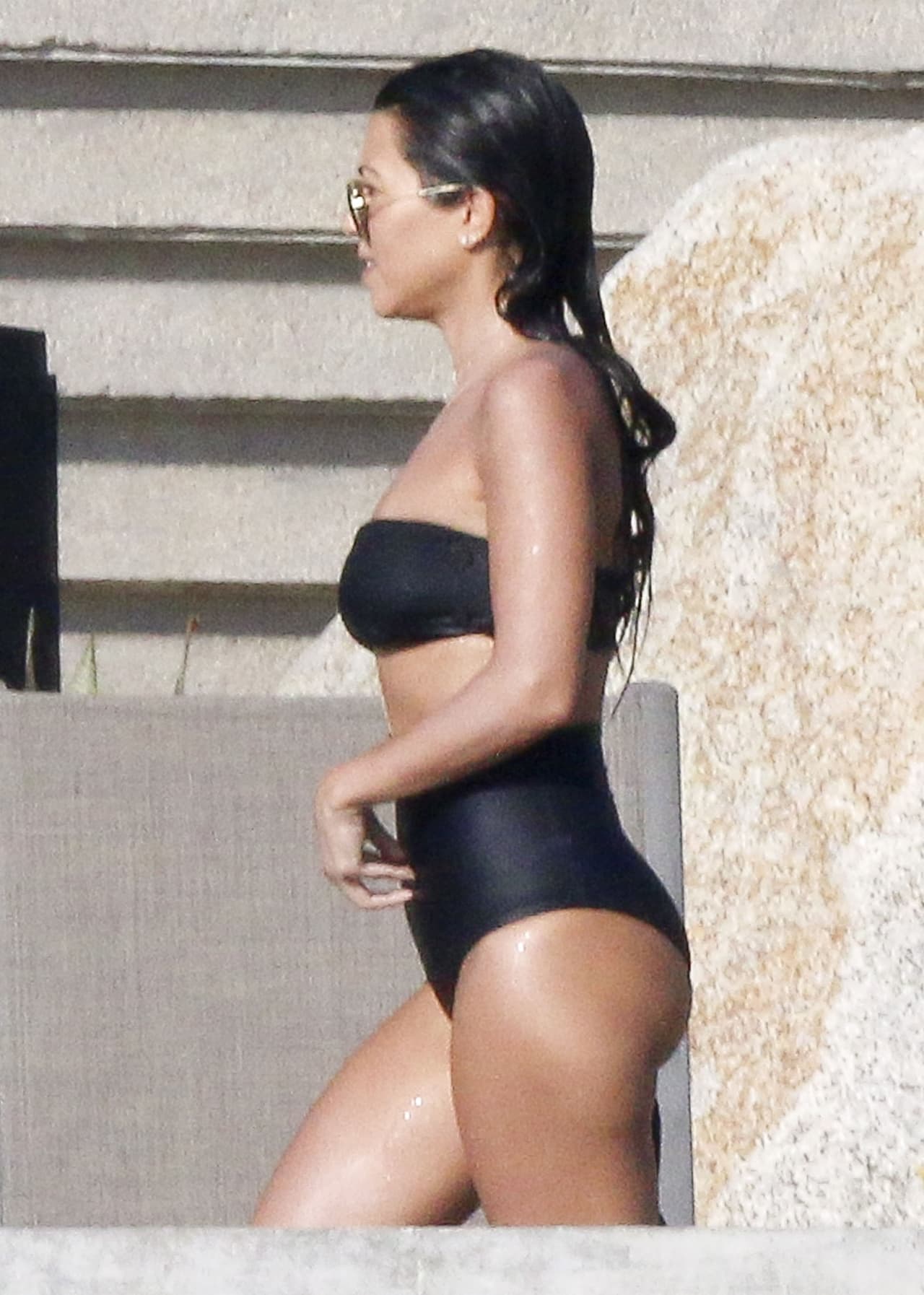 Kourt y Scott se han dejado ver en la piscina muy relajados.