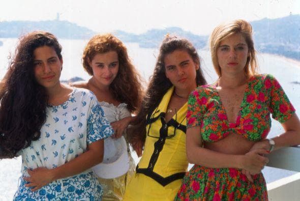 Cecilia compartió escena con Tiaré Scanda, quien interpretaba a Elena Olivares, Emma Laura, en el papel de Isabel Flores, y Kate del Castillo, como la ambiciosa Leticia Bustamante.