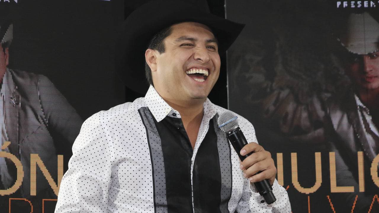 Julión Álvarez revela si ya puede presentarse en Estados Unidos